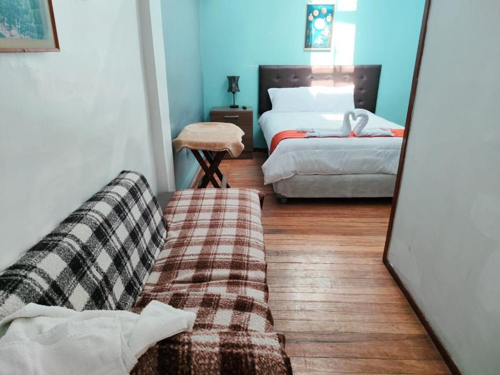 Pakay Wasi Queen Room with Private Bathroom - 5