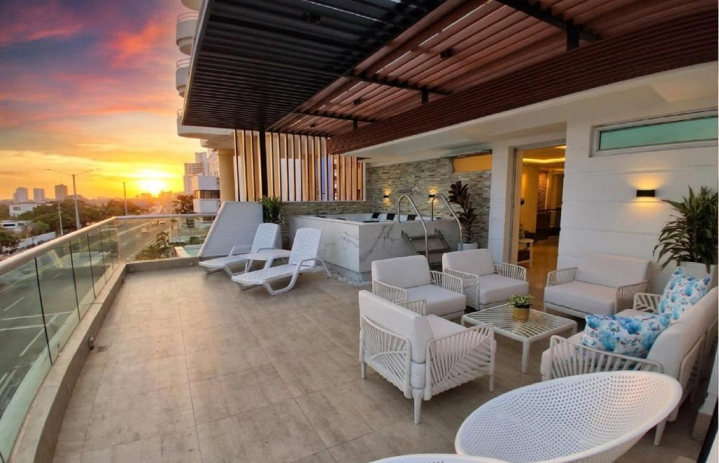 Apartamento Duplex con Excelente vista al Mar - Centro Historico - 2