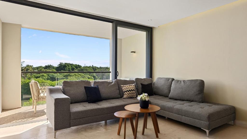 Relaxing Getaway with Panoramic Views - 5