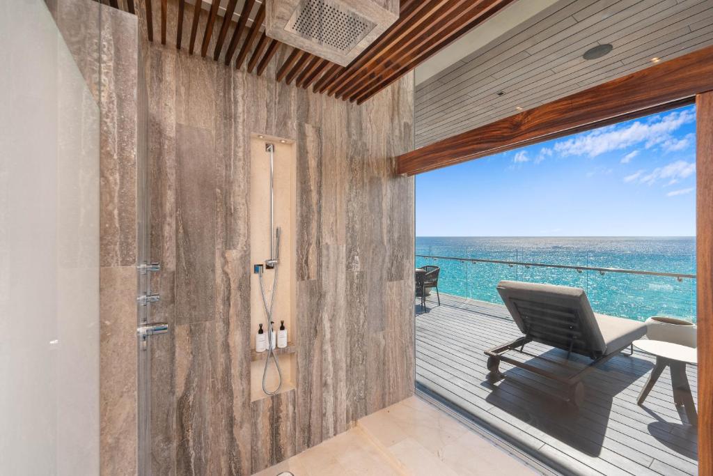 Beach Front S104 - 4