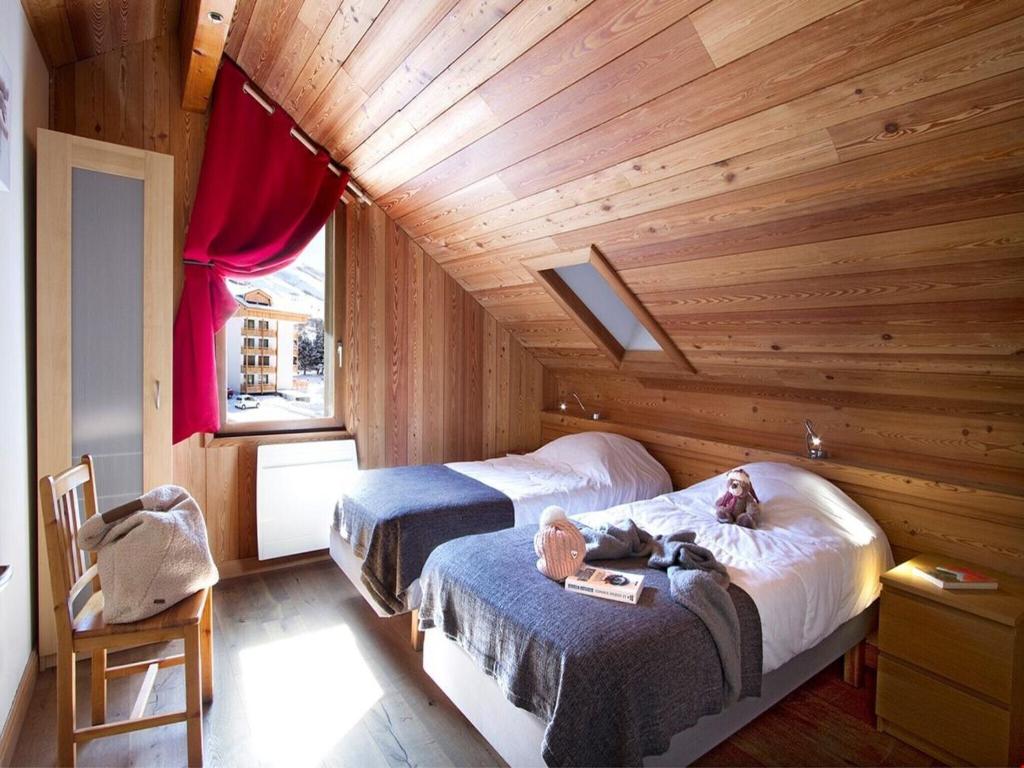 Chalet in Les Deux Alpes with Panoramic Views - 5