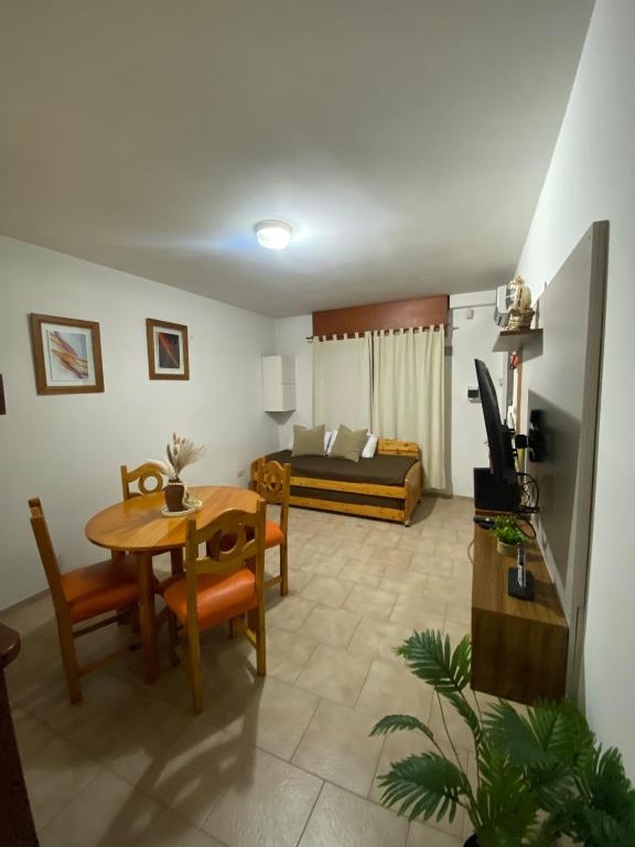Departamento con inmejorable ubicacion en Villa Carlos Paz - 5