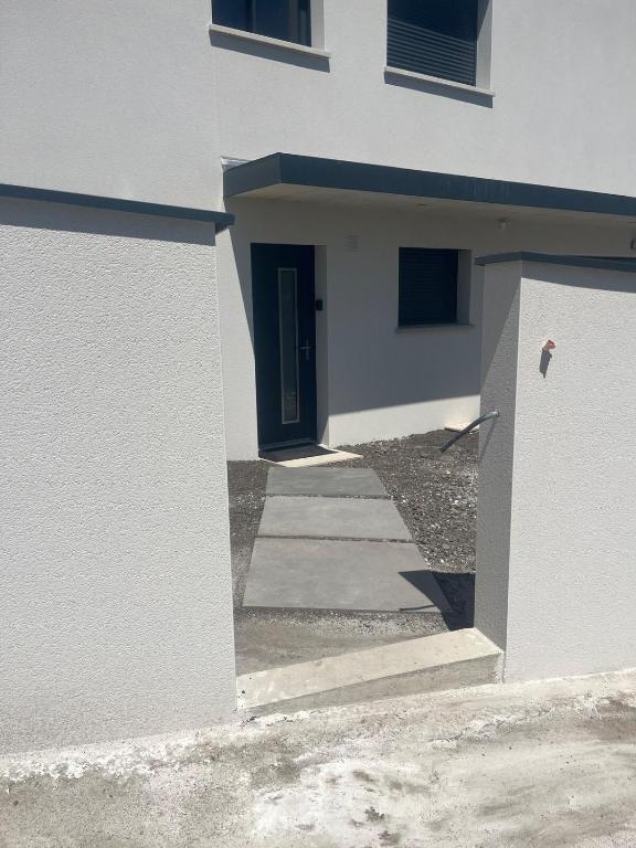 New 2-bedroom Near Clermont-Ferrand - 4