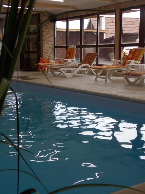 Pensiunea Alpina Casi & Spa photo