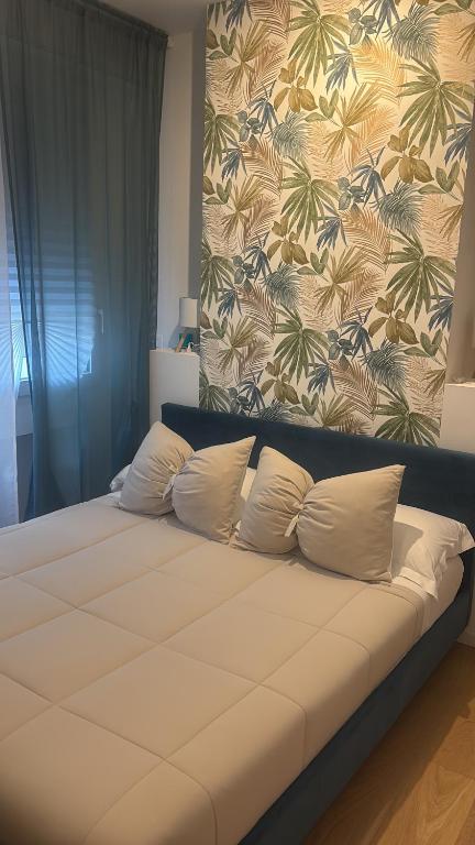 E&F Luxury Apartment - 1