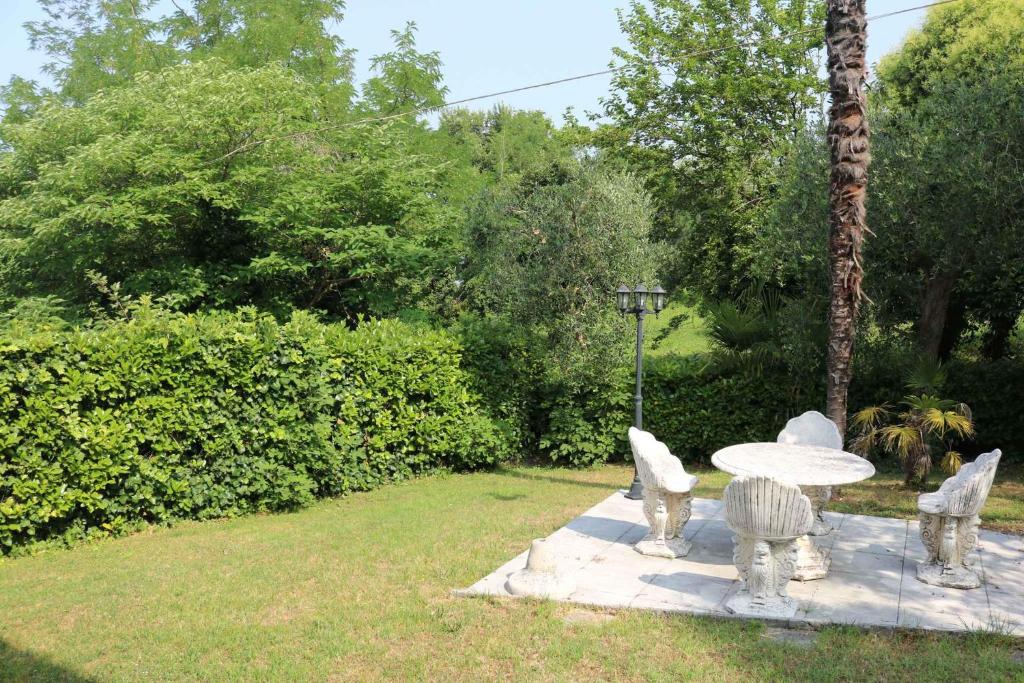 Apartment with Pool in Bardolino-Gardasee 57775 - 2