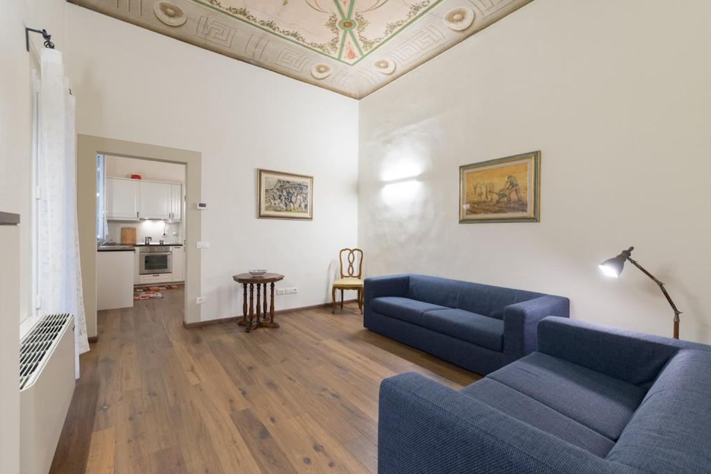 Modern frescoed apartment - 4