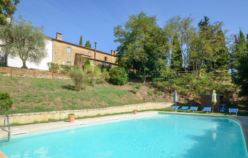 Stunning Apartment In Poggibonsi With Outdoor Swimming Pool - 1