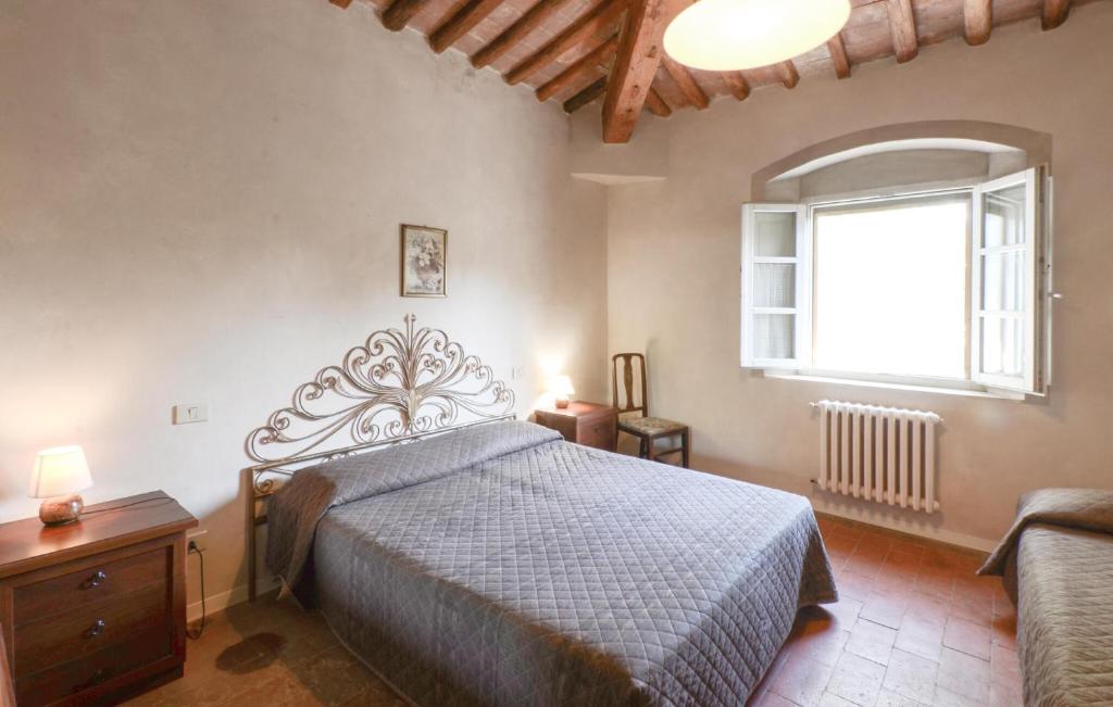 Stunning Apartment In Poggibonsi With Outdoor Swimming Pool - 5
