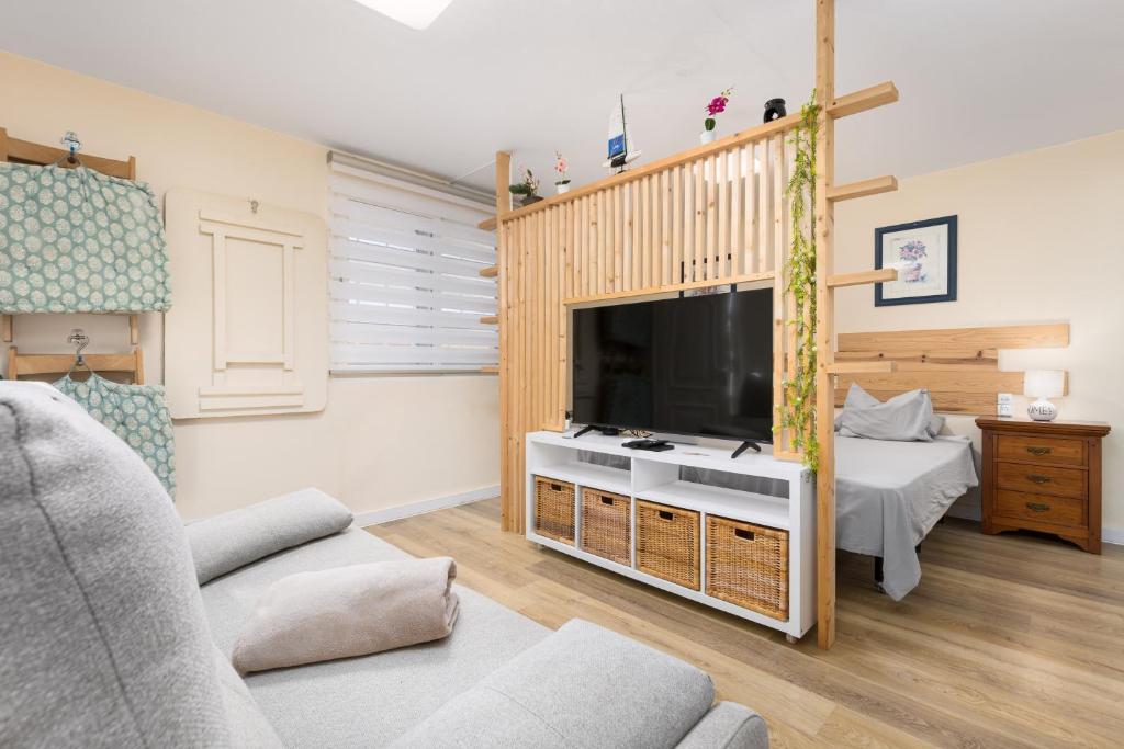Home2Book Morro Jable Coastal Studio by the Beach - 1