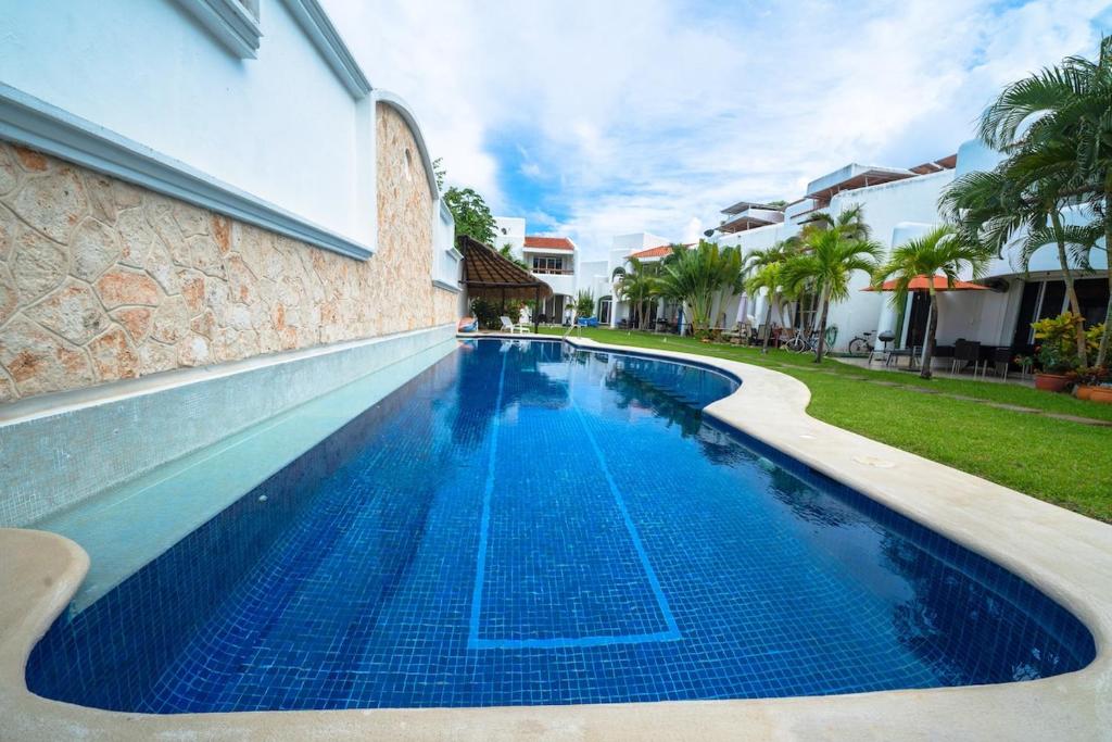 3BR Tropical Villa in Playacar - 3
