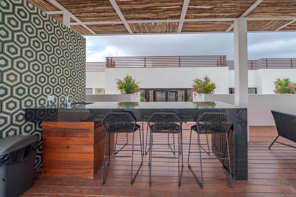 1 Bedroom condo with Pool - Bahay #504 - 2