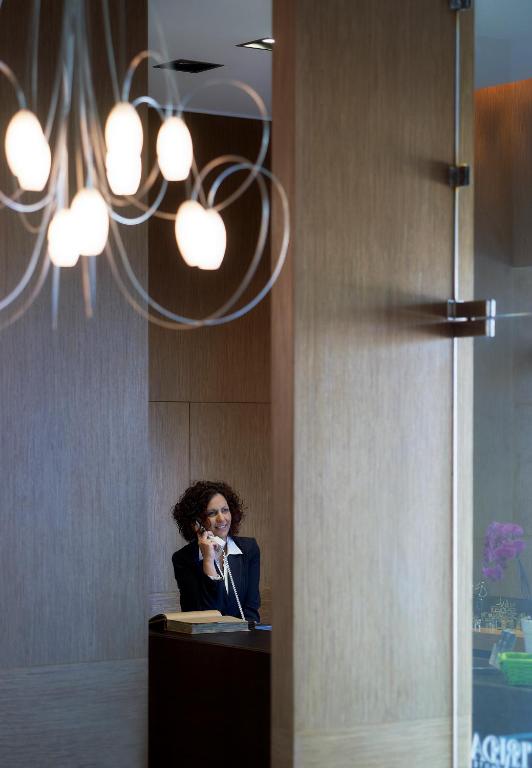Irida Hotel photo