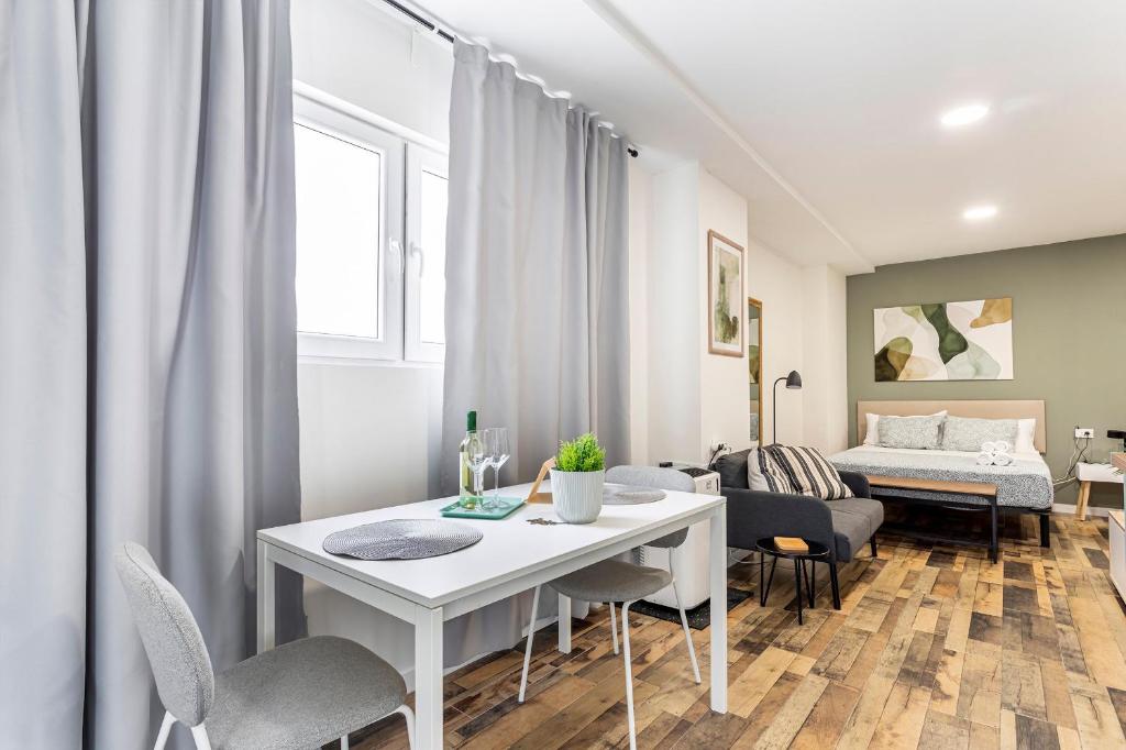 GuestReady - Modern Studio for Two - 3
