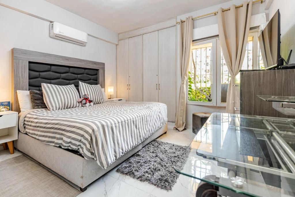 Marina Golf Ground-Floor 2BR with Private Terrace - 3