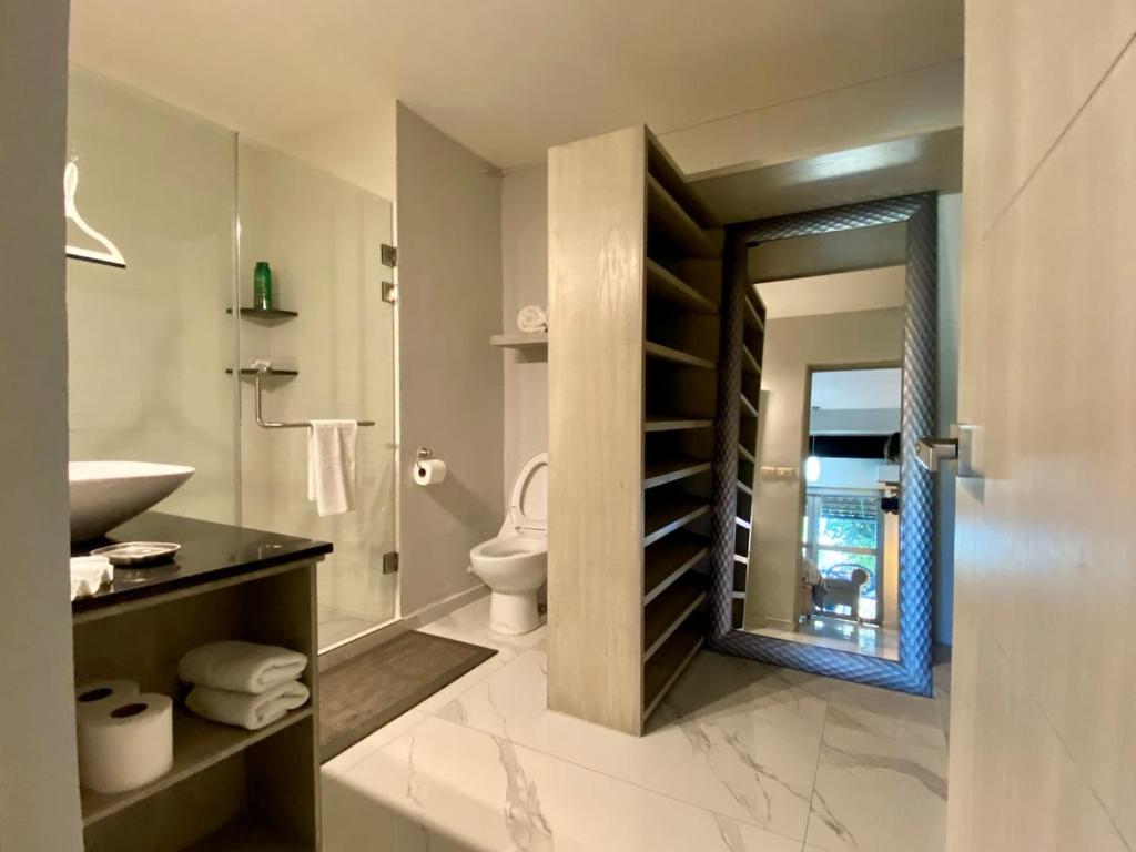 Marina Golf Ground-Floor 2BR with Private Terrace - 4