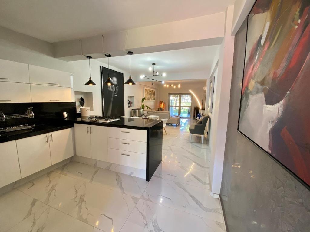 Marina Golf Ground-Floor 2BR with Private Terrace - 5
