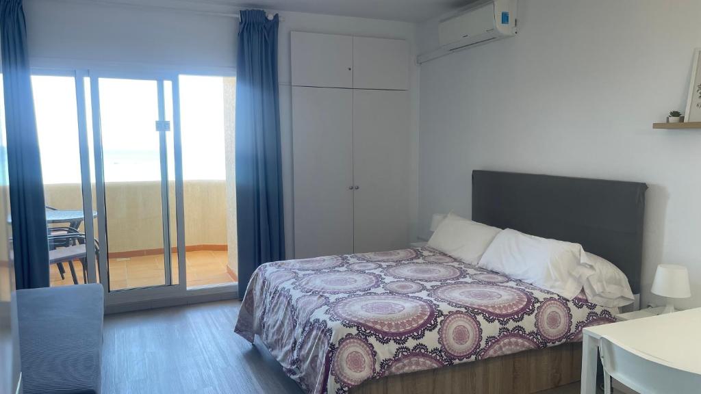 Cozy Studio in Malaga with Extra Beds - 5