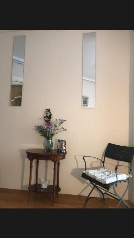 Premium 4-Bedroom Apartment on Gran Vía de Fernando el Católico - 3