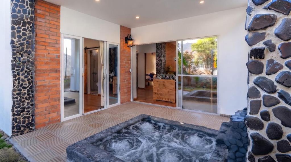 El Arriero with Jacuzzi and Private Parking - 3