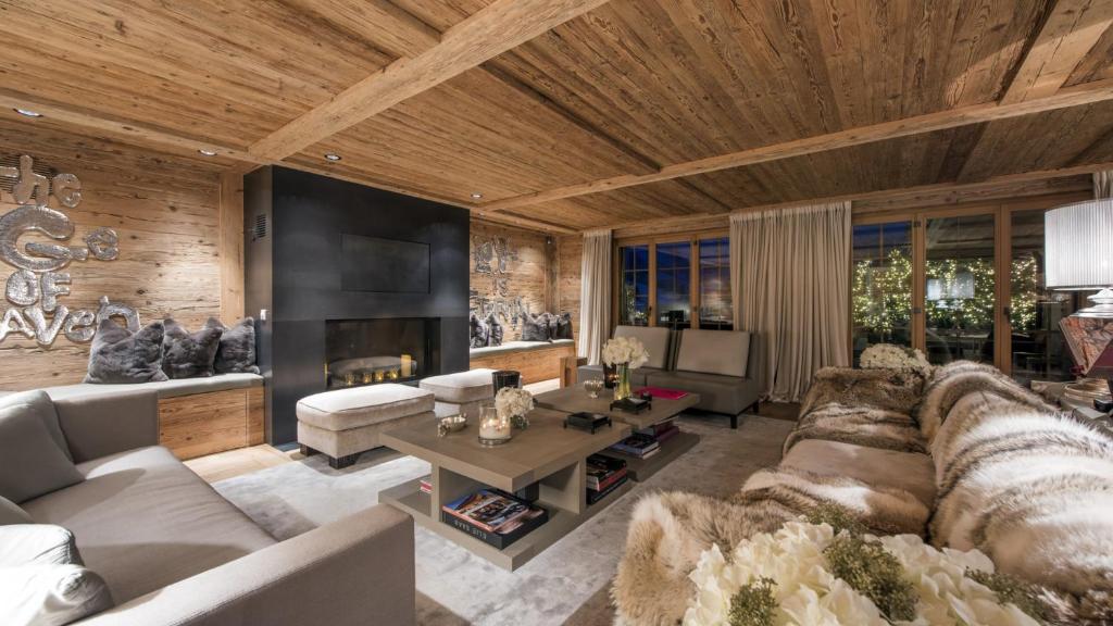 Luxury Chalet La Clusaz with Pool - 2