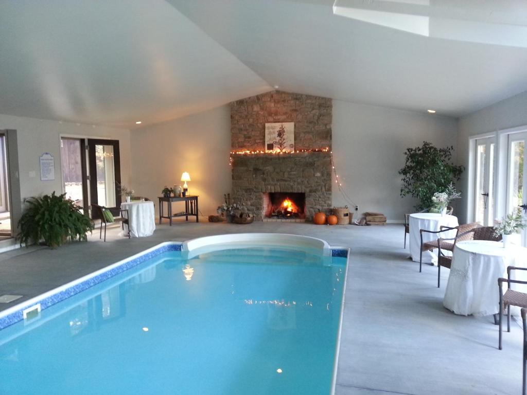 The Inn at White Oak photo
