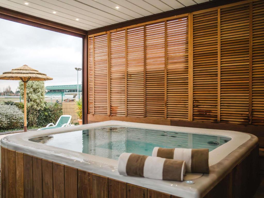 Mercure Cabourg Hôtel & Spa - 1