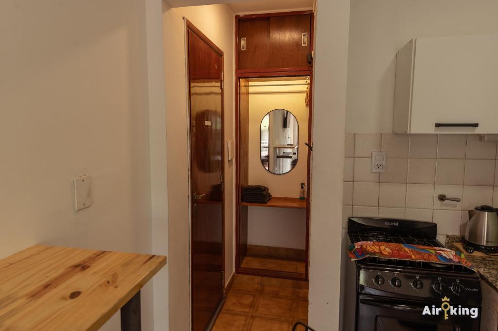 Estudio equipado a metros de Boulevard Galvez - 3