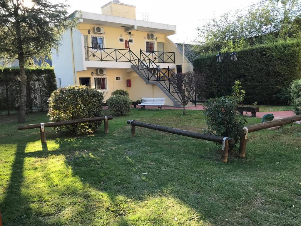 La Esmeralda - 3