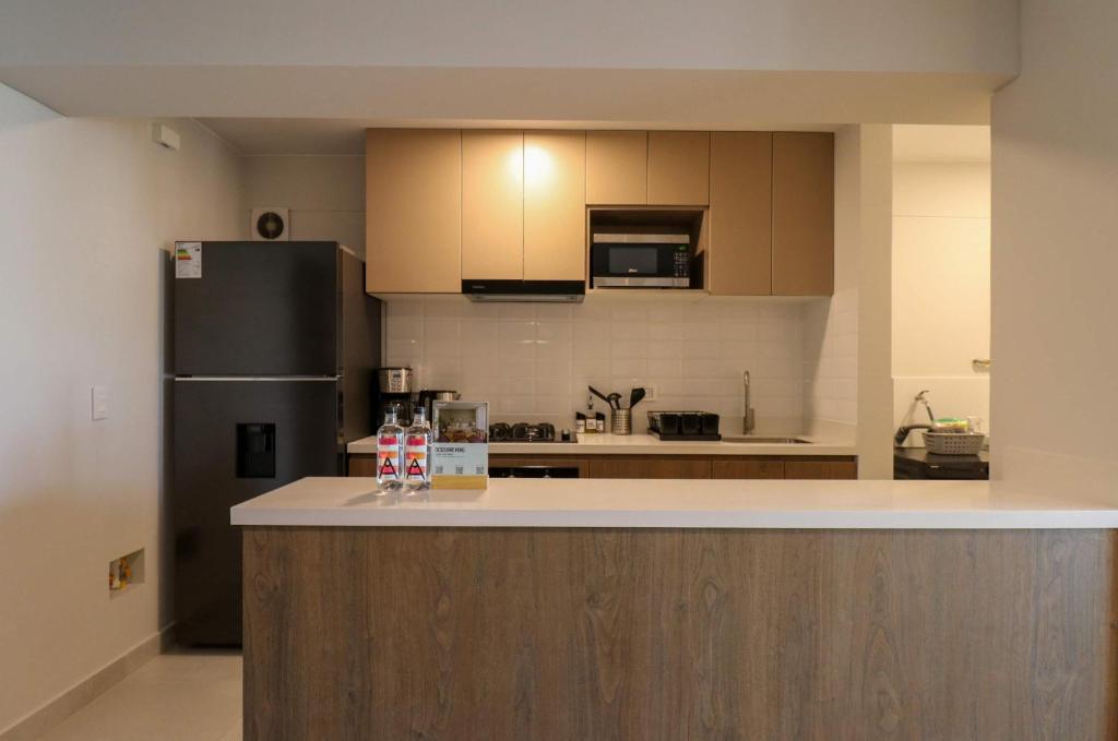 Deluxe 3BR with Balcony in Prime Miraflores - 3