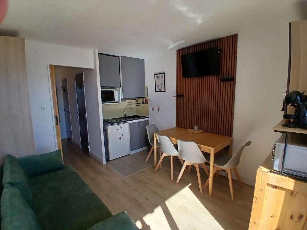 Appartement 2 pièces - 5 pers., balcon sud, L'Alpe d'Huez - FR-1-405-391 - 3