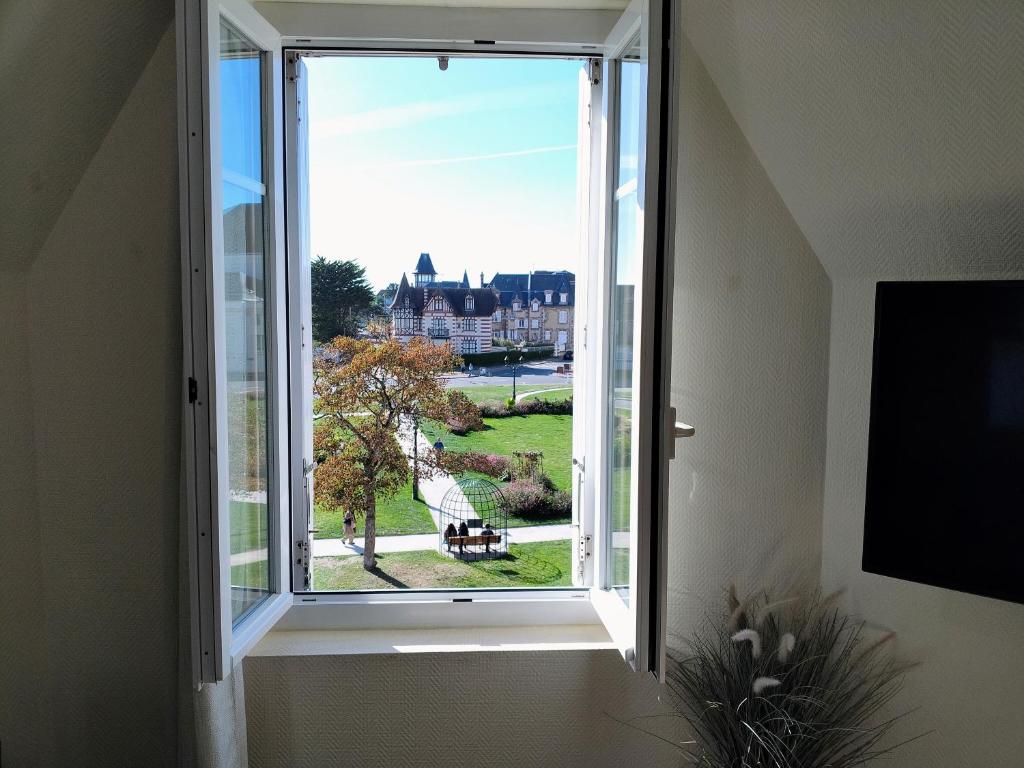 Magnifique appartement sur les jardins du Casino - 2