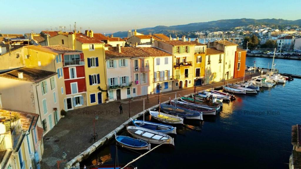 Bel appartement pittoresque, vue étang, climatisé - 5