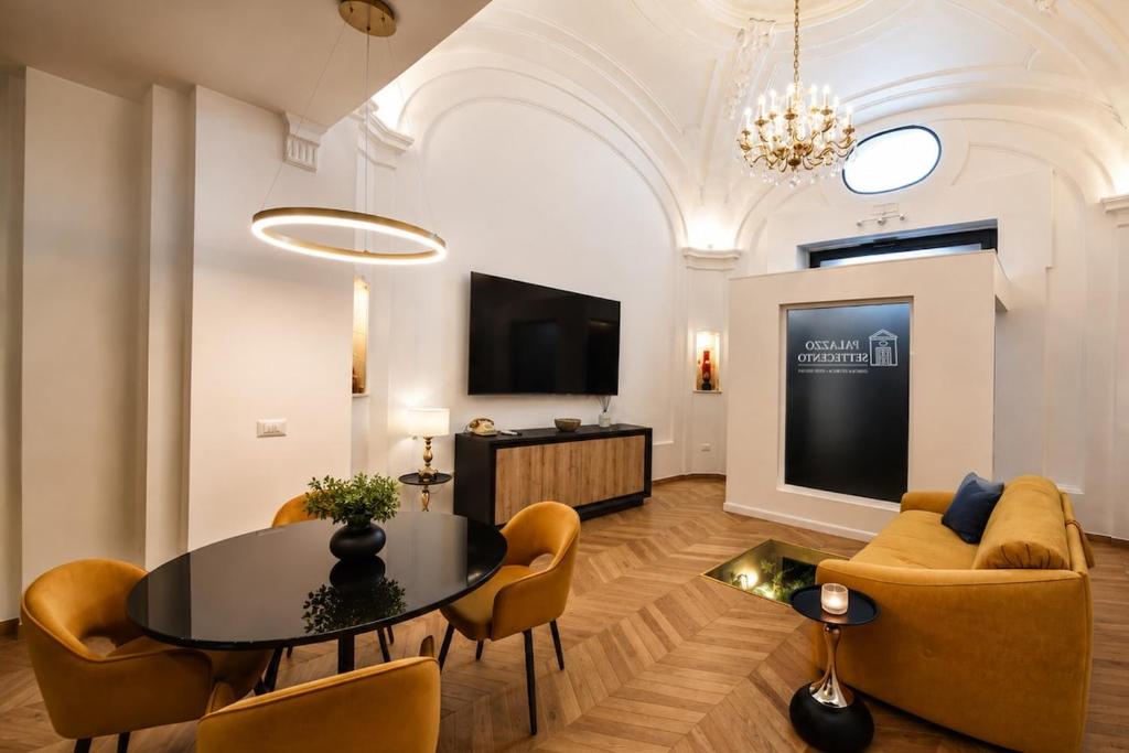 Palazzo700 by Ciotola Apartments near Naples Airport - 2