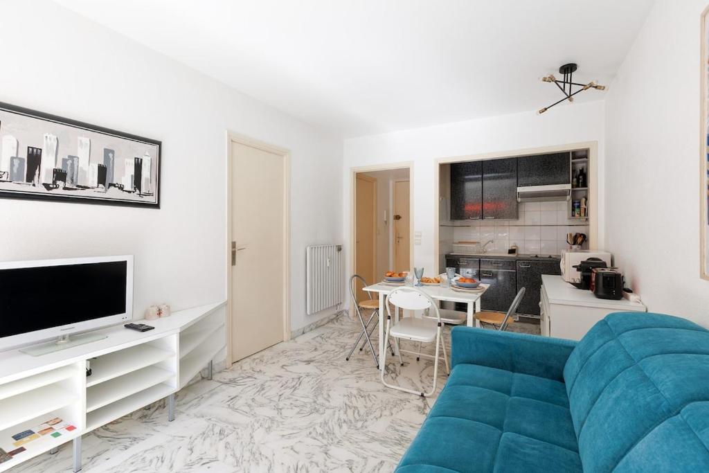 Upstays Cosy T2 32m2 with balcony and AC - 1