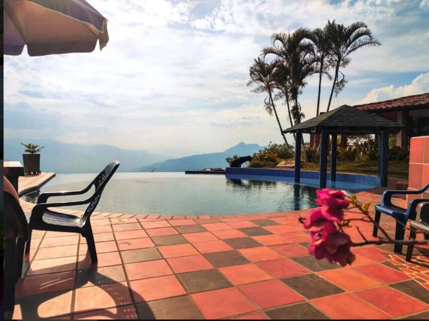 Room for 4 people at Hacienda Adrenalina - 5
