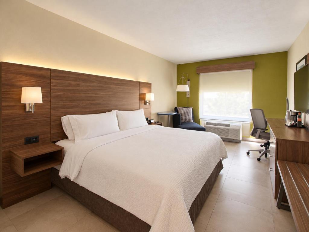 Holiday Inn Express Guadalajara Aeropuerto by IHG - 2