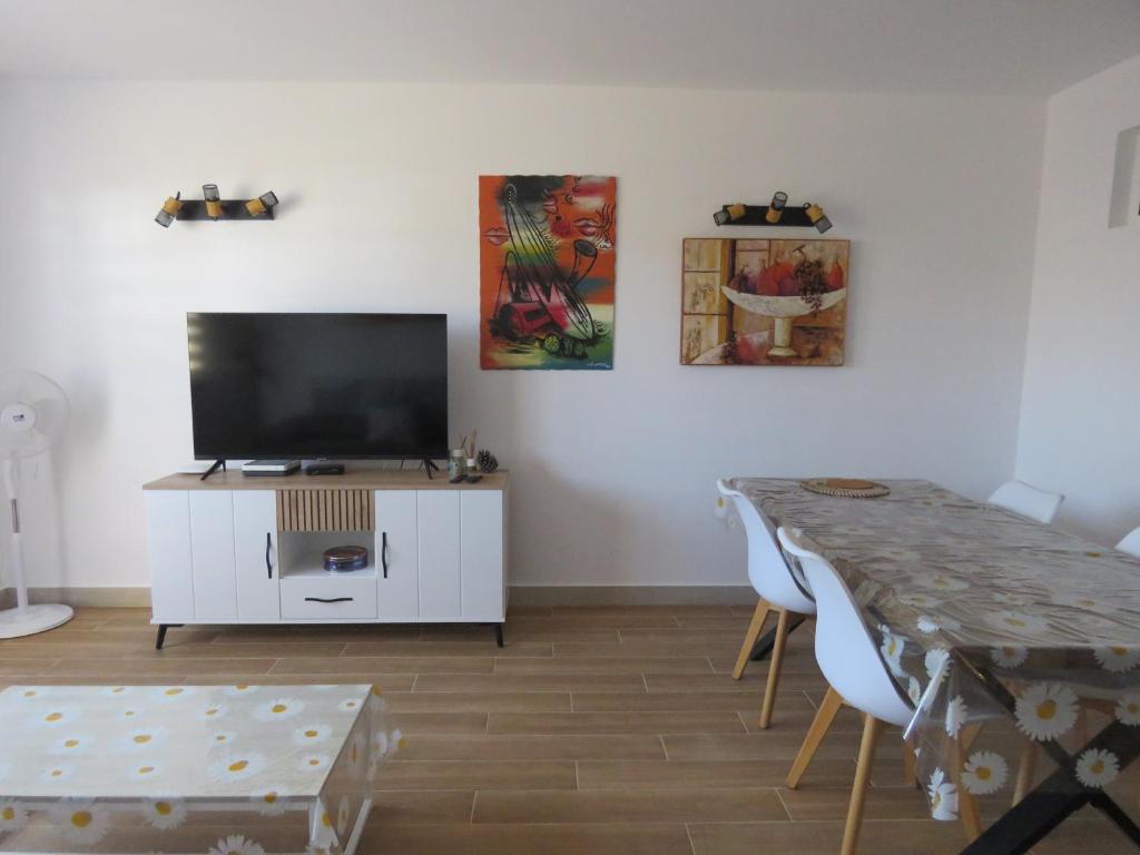 Gino House - 2