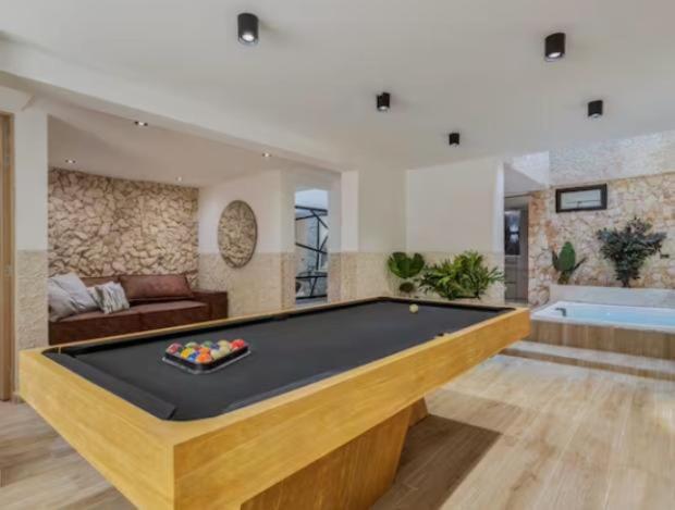 Duplex de 5 habitaciones con jacuzzi Poblado, Medellin - 4