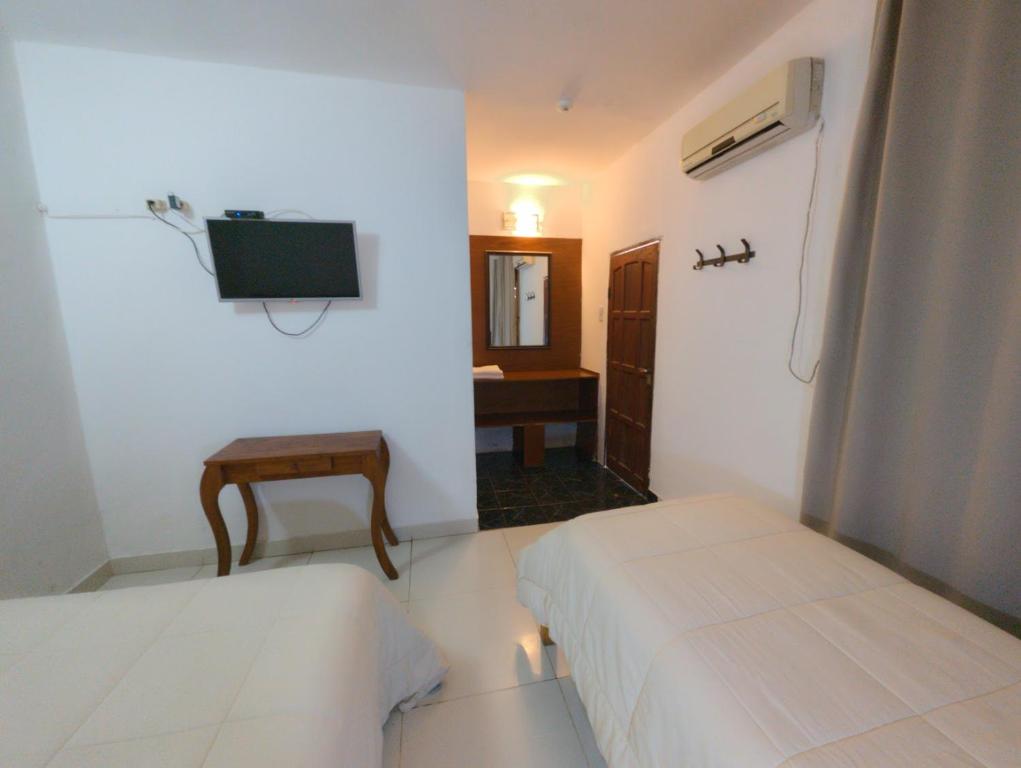 Hotel Escorpio - 4