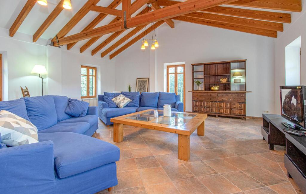 Awesome Home In Pollença With Private Swimming Pool, Can Be Inside Or Outside - 3