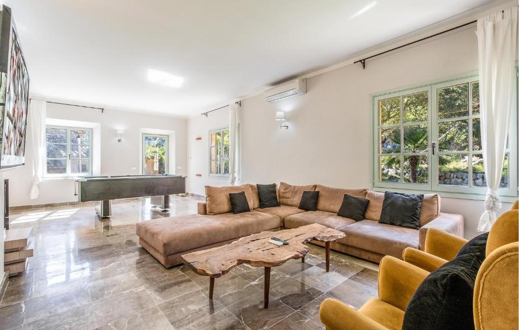 Cozy Home In Pollença With Private Swimming Pool, Can Be Inside Or Outside - 3