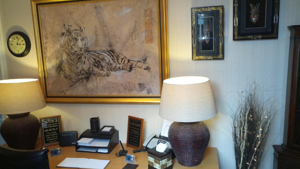 フロント・ロビー