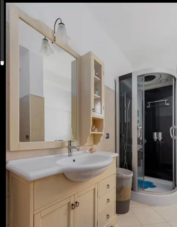 Cama Soul Apartment, free covered parking on the property - 3