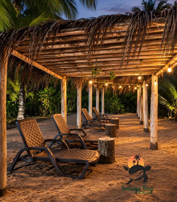 TORTUGA BAY Eco Hotel - 3