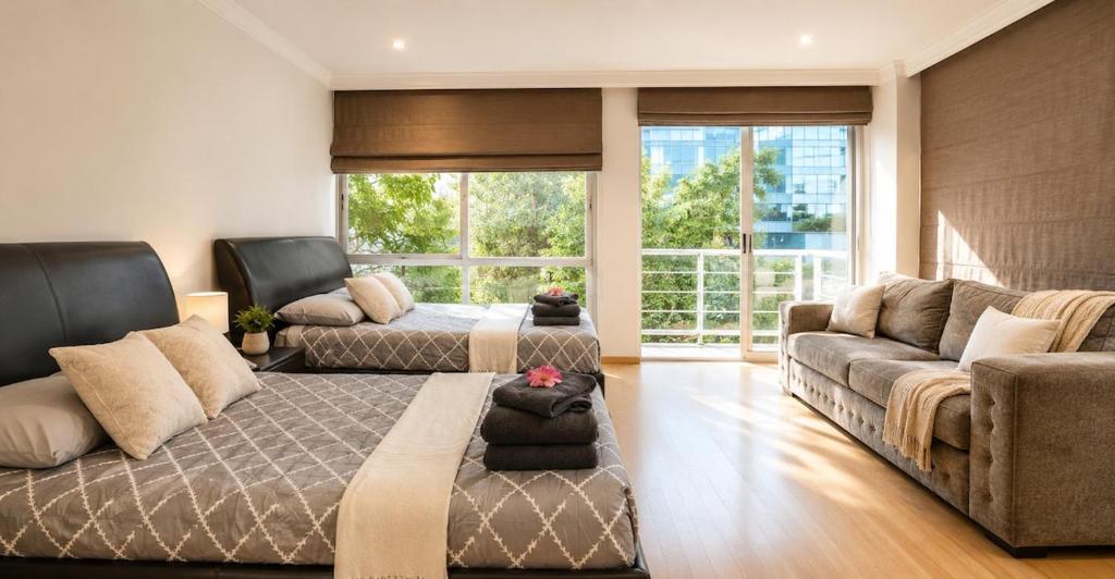 Polanco Condo w Balcony Near Museums & Shopping - 3