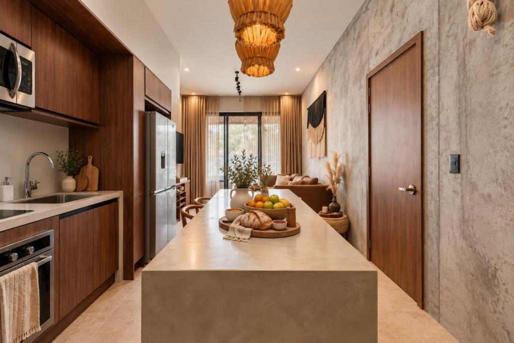 Nuju Rentals - BeUtiful Apartments with Swimout-Gym-Rooftop-Pool - 3