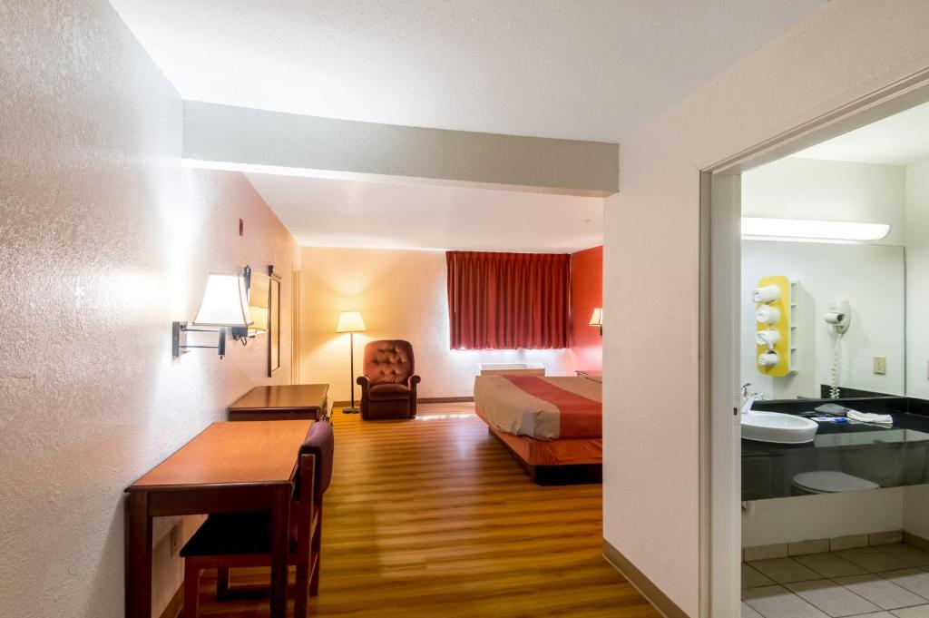 Motel 6-Oklahoma City OK Photo 47
