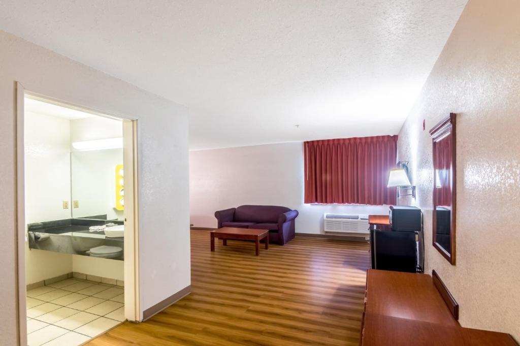 Motel 6-Oklahoma City OK Photo 49