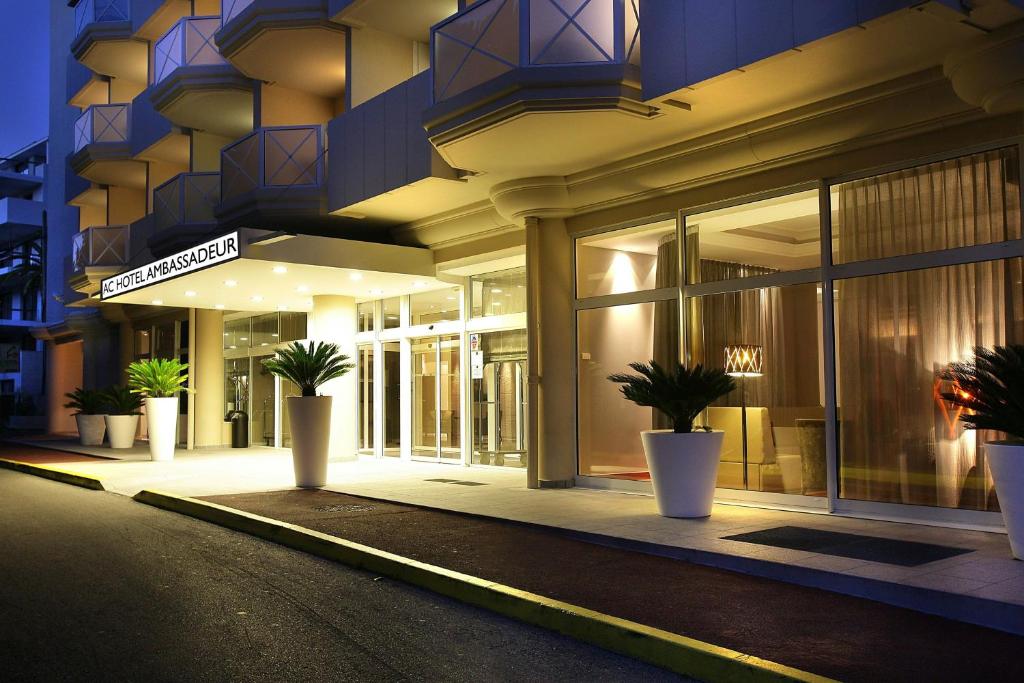 AC Hotel by Marriott Ambassadeur Antibes - Juan Les Pins - 3
